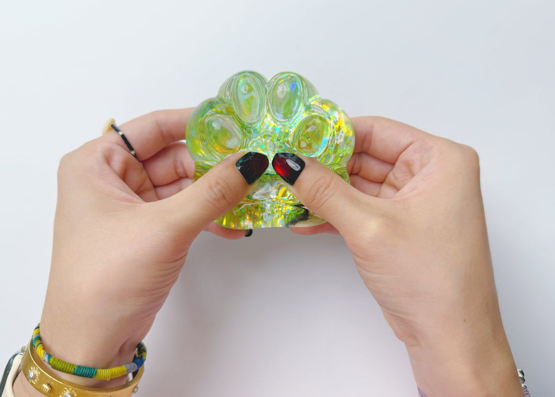 GLITTER PAW Squishy
