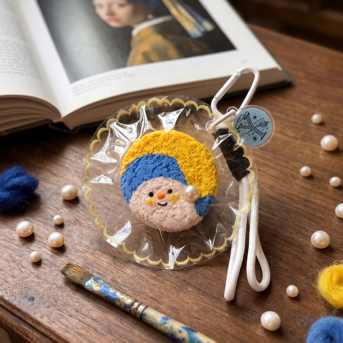 mini MADEMOISELLE PEARL Squishy